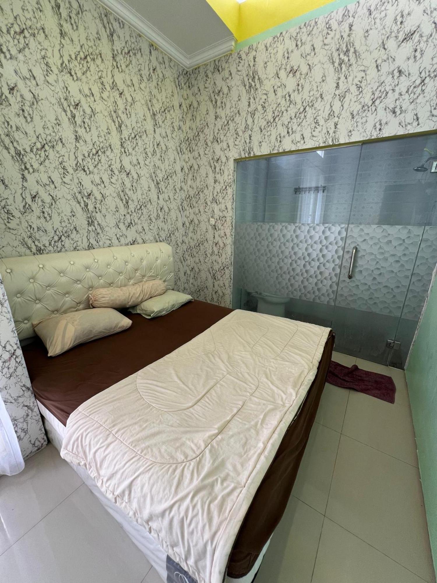 Casa Rani Batu Malang Villa Екстер'єр фото